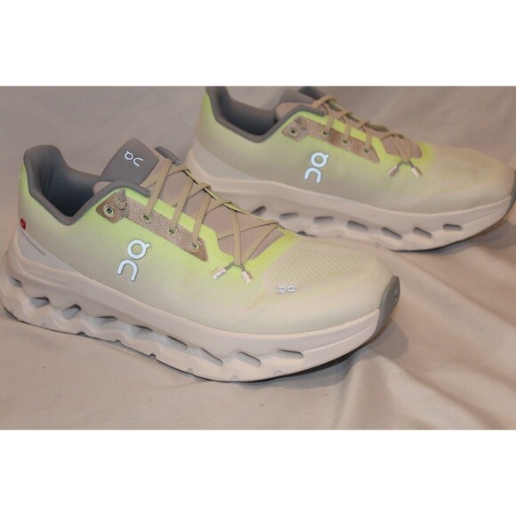 ON CLOUD WOMEN'S CLOUDTILT RUNNING SHOES SNEAKERS LIME IVORY NIB $170 SZ 10 - Picture 3 of 6